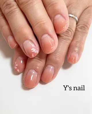 ネイル 手書きが得意🖌️ Y’s  nailのネイルデザイン