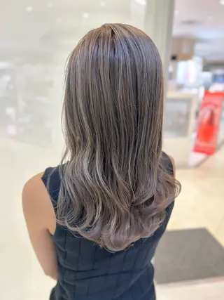 セミロング カラー 髪質改善/縮毛矯正 ササキナツミのヘアスタイル