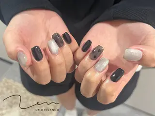 ミディアム . azusaのネイルデザイン