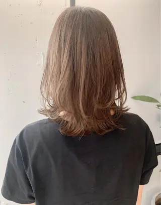 セミロング カラー ヘアアレンジ yuka .のヘアスタイル