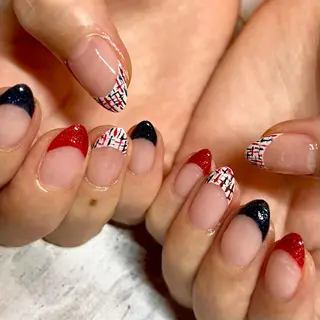 ミディアム ネイル MKY salonのネイルデザイン