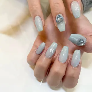 ネイル Nail Salon Gummi.のネイルデザイン
