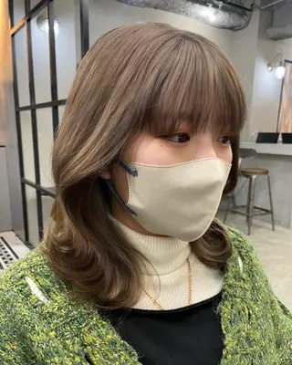 セミロング カラー 新宿/韓国ヘア/ 髪質改善ストレートのヘアスタイル