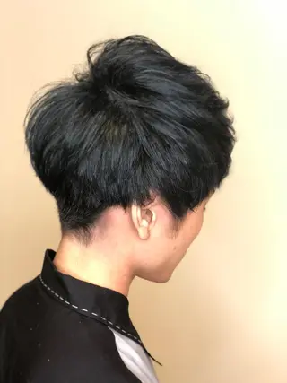 ショート カラー メンズ 門田 恭弥のヘアスタイル