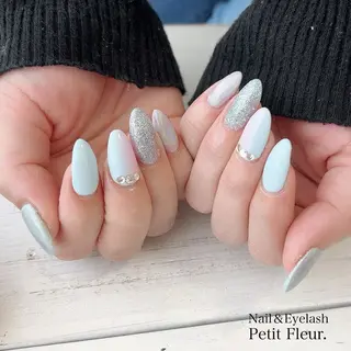 ネイル Petit Fleur所属・青柳 亜梨奈のマツエク・マツパデザイン