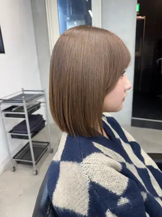 ショート カラー Rico / bob/グレージュのヘアスタイル
