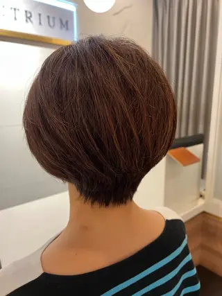 ショート 村中 逸紀のヘアスタイル