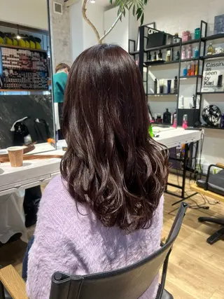 ロング カラー リノヘアーデザイン所属・鈴木 麻希のヘアスタイル