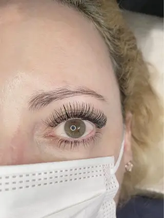 マツエク・マツパ ReBellaリベラ ハセベの眉毛・アイブロウイメージ