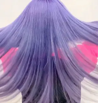 ミディアム カラー ハイトーン特化サロン 代表　中谷蓮のヘアスタイル