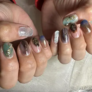 ネイル repos~ルポ~所属・里見 麗のネイルデザイン