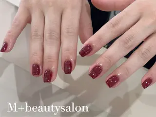 ネイル M+  Beauty Salonのネイルデザイン