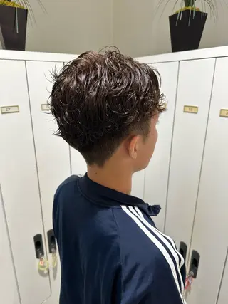 パーマ メンズ ブリーチ/艶カラー /縮毛矯正/みなのヘアスタイル