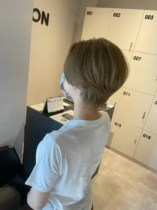 ショート カラー レイヤー×髪質改善 ×透明感/杉田 圭のヘアスタイル