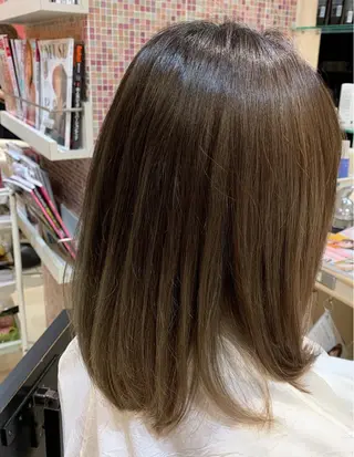 ミディアム ツヤ髪🌈髪質改善 🌈ナカゴシのヘアスタイル