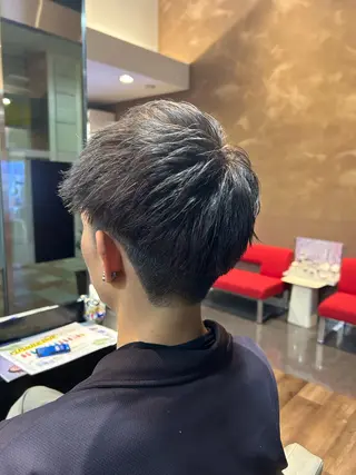 ショート カラー メンズ STYLE皆実店所属・黒岩 宏希のヘアスタイル