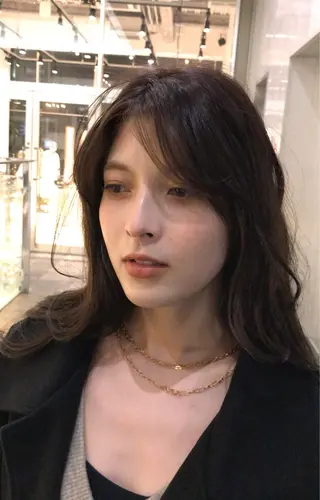 ミディアム 栄　mighty by H所属・不破一輝/栄/矢場町 ボブ/レイヤー/艶髪のヘアスタイル