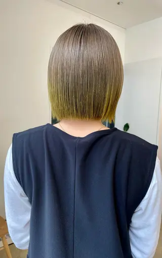 ショート カラー pole所属・【pole】 minaのヘアスタイル