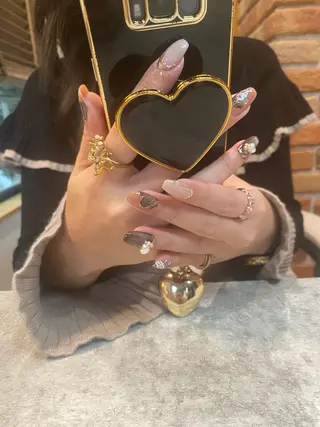 ネイル 佐藤  悠子のネイルデザイン