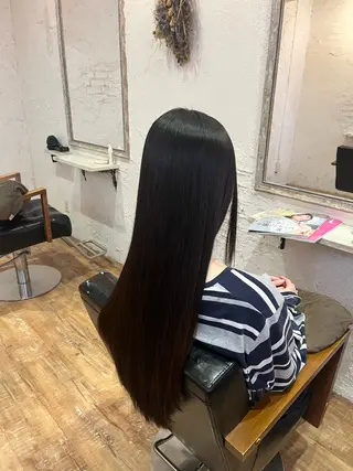 ロング 石澤 萌茄のヘアスタイル