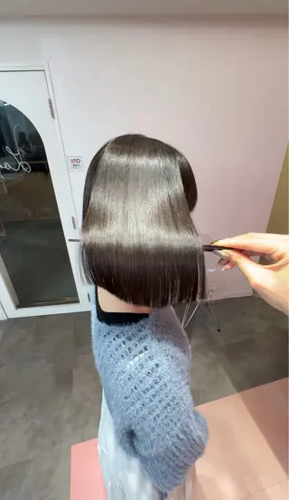 ショート 莉乃/縮毛矯正/髪質 改善/艶カラーのヘアスタイル