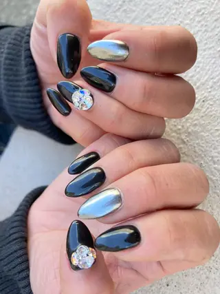 ミディアム ネイル ✴︎ Delightのネイルデザイン