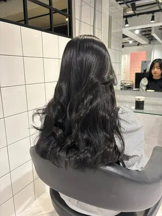 ロング カラー 表参道♡暗髪^ྀི 艶カラー♡アユミのヘアスタイル