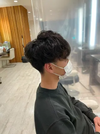 ミディアム パーマ メンズ 淡路上新庄/髪質改善 .艶カラー/野口春貴のヘアスタイル