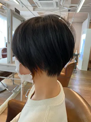 ショート カラー アンソニー ショウゴのヘアスタイル
