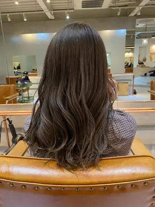 セミロング カラー ハイトーン×似合わせ 🌱中川慎之介のヘアスタイル