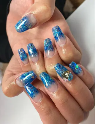 ネイル ネイルサロン& スクールGONAのネイルデザイン