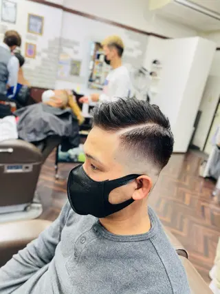 ショート Cam's豊見城店所属・無料‼︎メンズ限定 URASAKIのヘアスタイル