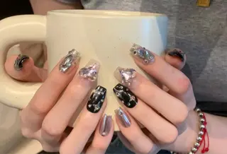ネイル D-BEAUTY Nailsalonのネイルデザイン