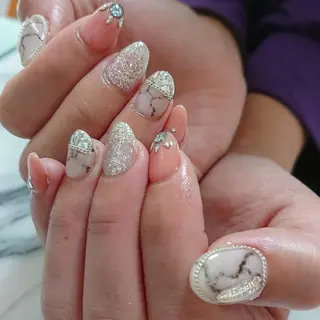 ネイル QULEONAIL所属・大城 裕麻のネイルデザイン