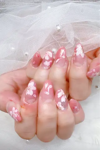 ネイル 高島 夏海のネイルデザイン