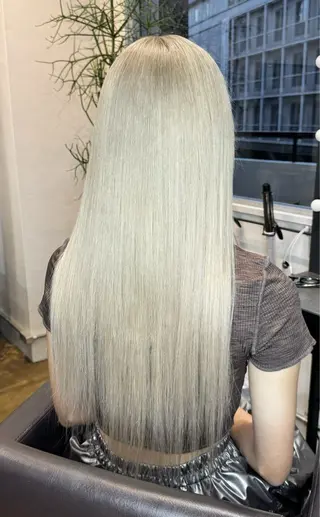 ロング エクステ/ダブル カラー/LISAのヘアスタイル