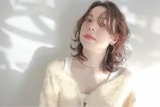 ミディアム ヘアースタジオF&F所属・福嶋 友美のエステ・リラクイメージ