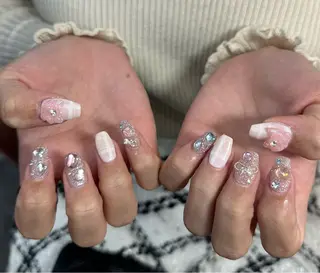 ネイル LAVISH nanamiのネイルデザイン