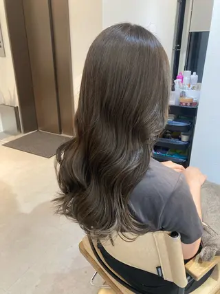 ロング ✨色持ちの良い艶 カラー✨蟹江真世のヘアスタイル