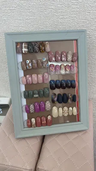 ネイル 岸本 千慧のネイルデザイン