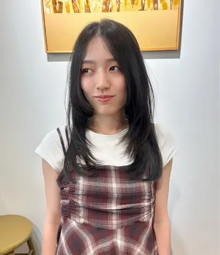 セミロング カラー aiko【艶カラー ・ミニモ年内で終了】のヘアスタイル