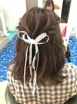 ミディアム ヘアアレンジ CoCooN Hiromiのヘアスタイル