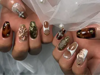 ネイル ToliyDeliy Nail Salonのネイルデザイン
