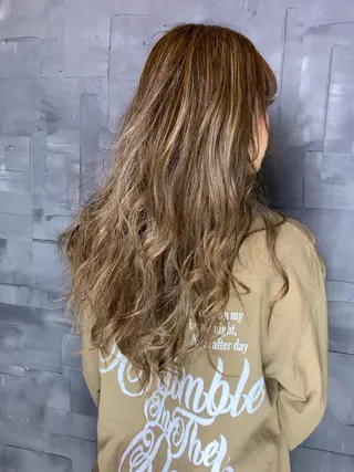 ロング カラー ヘアアレンジ BARON Beauty 池袋 個室美容室所属・✄KOSUGE KYOUSUKE✄のヘアスタイル