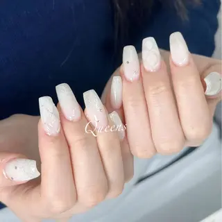 ネイル Queens テイのネイルデザイン