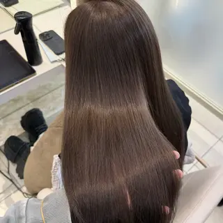 セミロング カラー 似合わせレイヤー 透明感カラーのヘアスタイル