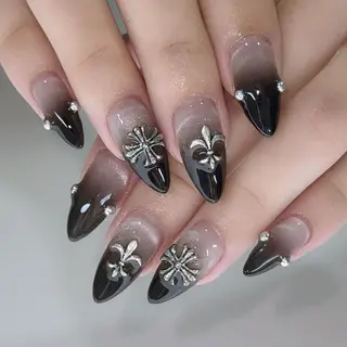 ネイル MIHANA YUKIのネイルデザイン