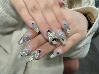ネイル LAVISH nail salonのネイルデザイン
