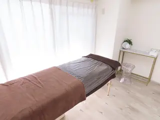 MLABO 新宿御苑のエステ・リラクイメージ