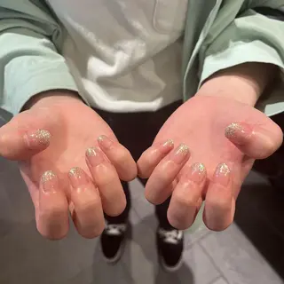 ネイル 鈴木 里奈のネイルデザイン